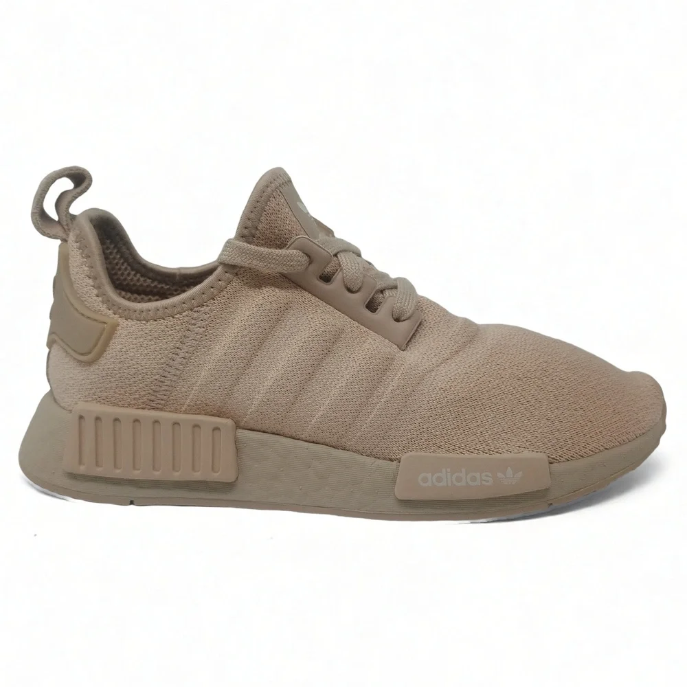 Adidas NMD R1 Sneakers Size 7.5 Knit Boost Minimalist Streetwear Athleisure